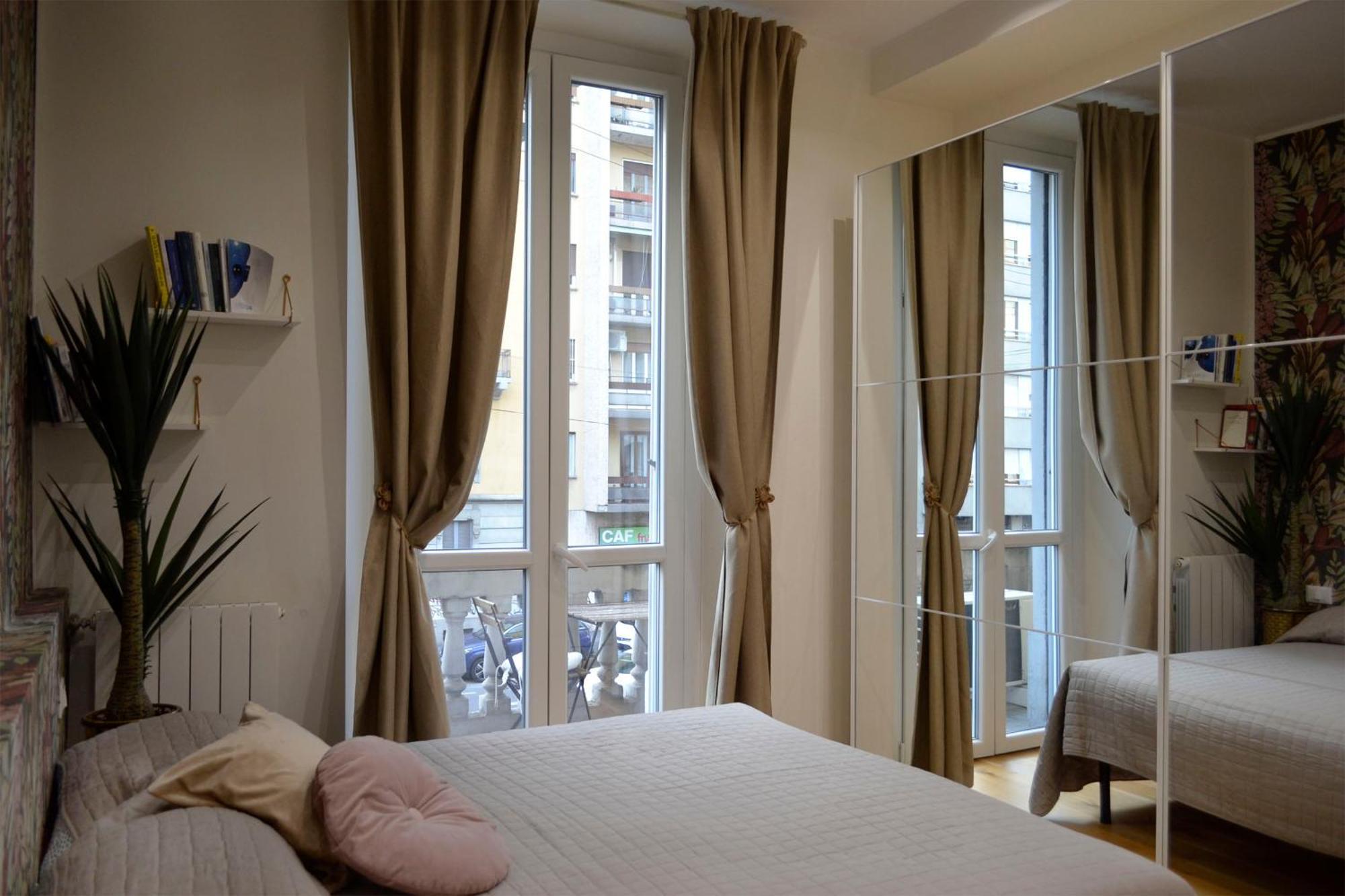 Appartement Peony House - 10 Min Duomo à Milan Extérieur photo
